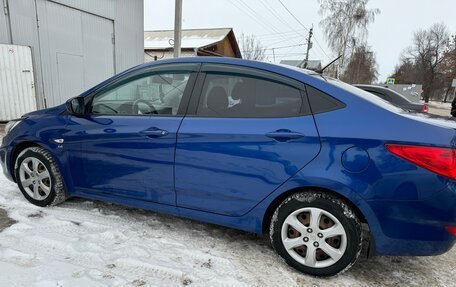 Hyundai Solaris II рестайлинг, 2013 год, 780 000 рублей, 3 фотография