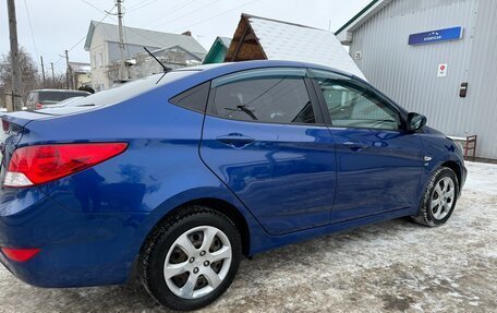 Hyundai Solaris II рестайлинг, 2013 год, 780 000 рублей, 4 фотография