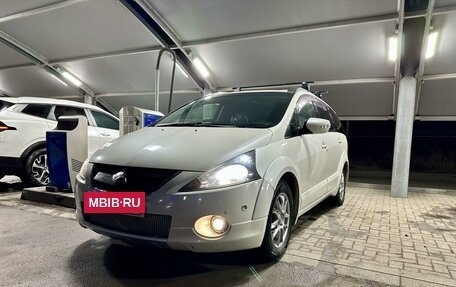 Mitsubishi Grandis, 2005 год, 1 290 000 рублей, 4 фотография