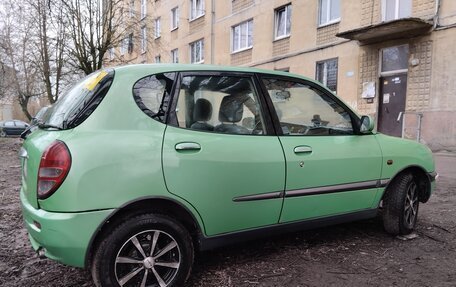 Daihatsu Sirion, 2000 год, 330 000 рублей, 4 фотография