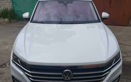 Volkswagen Touareg III, 2019 год, 7 500 000 рублей, 8 фотография