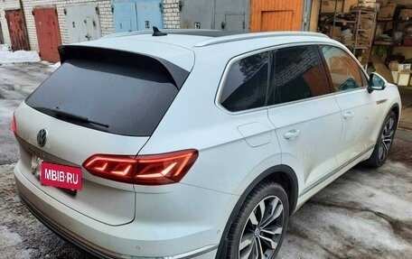 Volkswagen Touareg III, 2019 год, 7 500 000 рублей, 4 фотография