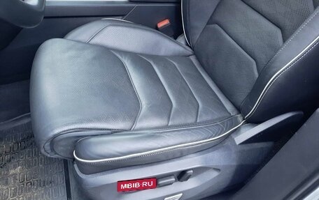 Volkswagen Touareg III, 2019 год, 7 500 000 рублей, 13 фотография