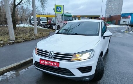 Volkswagen Touareg III, 2015 год, 2 800 000 рублей, 1 фотография