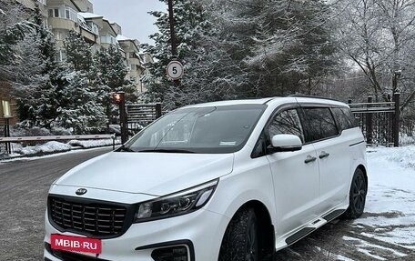 KIA Carnival III, 2018 год, 4 500 000 рублей, 7 фотография