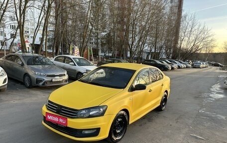 Volkswagen Polo VI (EU Market), 2018 год, 700 000 рублей, 1 фотография