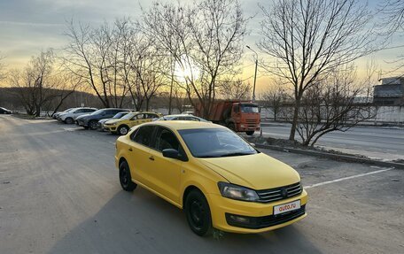 Volkswagen Polo VI (EU Market), 2018 год, 700 000 рублей, 2 фотография