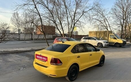 Volkswagen Polo VI (EU Market), 2018 год, 700 000 рублей, 3 фотография