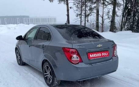 Chevrolet Aveo III, 2013 год, 850 000 рублей, 2 фотография