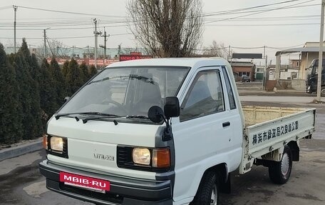 Toyota Lite Ace III, 1990 год, 850 000 рублей, 3 фотография