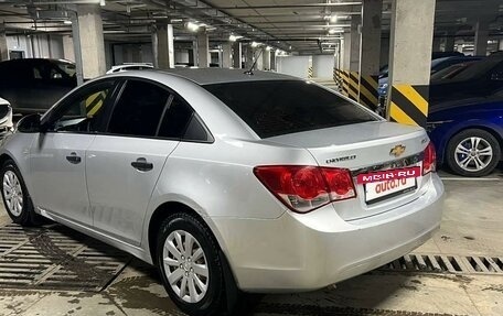 Chevrolet Cruze II, 2011 год, 650 000 рублей, 5 фотография