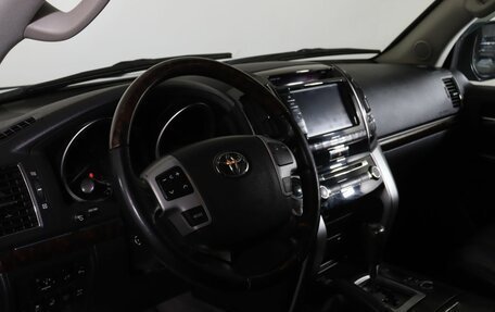 Toyota Land Cruiser 200, 2013 год, 4 199 000 рублей, 15 фотография