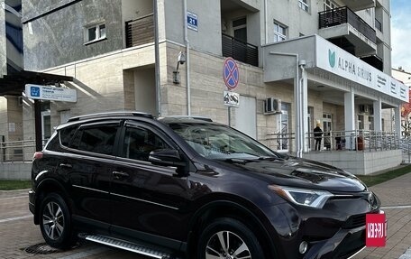 Toyota RAV4, 2017 год, 2 950 000 рублей, 3 фотография