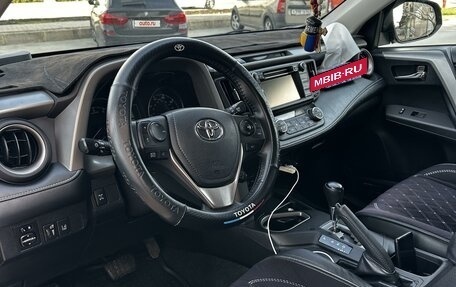 Toyota RAV4, 2017 год, 2 950 000 рублей, 9 фотография