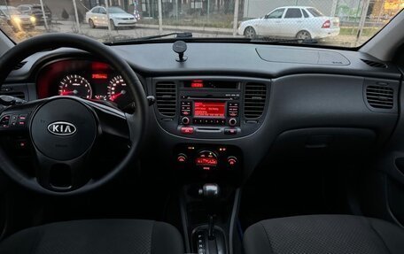 KIA Rio II, 2011 год, 635 000 рублей, 10 фотография