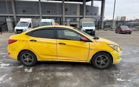 Hyundai Solaris II рестайлинг, 2016 год, 465 000 рублей, 5 фотография