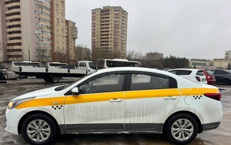 KIA Rio IV, 2018 год, 700 000 рублей, 4 фотография