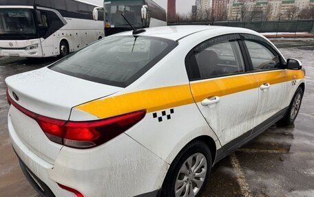 KIA Rio IV, 2018 год, 700 000 рублей, 12 фотография