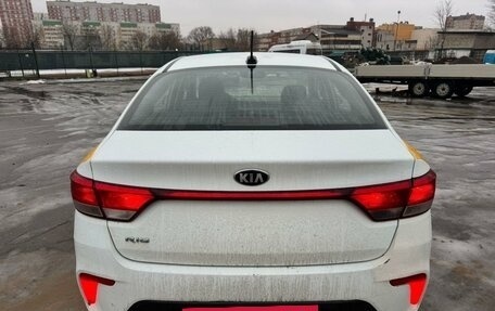 KIA Rio IV, 2018 год, 700 000 рублей, 13 фотография