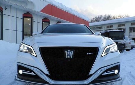 Toyota Crown, 2021 год, 2 900 000 рублей, 2 фотография
