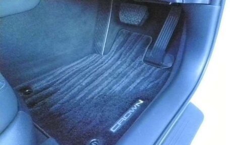 Toyota Crown, 2021 год, 2 900 000 рублей, 17 фотография