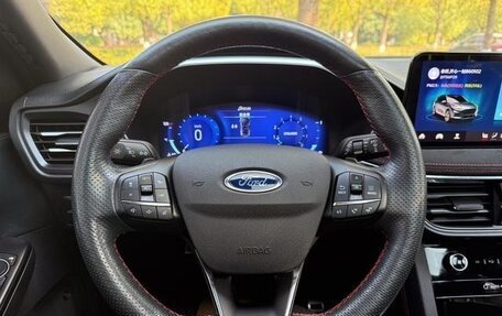 Ford Escape, 2020 год, 2 290 000 рублей, 13 фотография