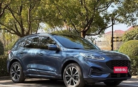 Ford Escape, 2020 год, 2 290 000 рублей, 2 фотография