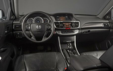 Honda Accord IX рестайлинг, 2013 год, 1 859 000 рублей, 6 фотография