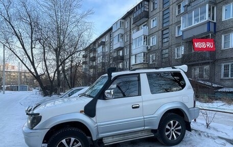 Toyota Land Cruiser Prado 90 рестайлинг, 1998 год, 1 350 000 рублей, 4 фотография