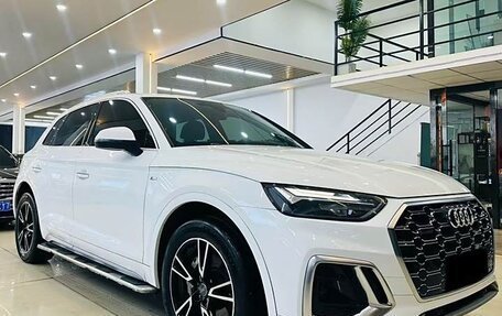 Audi Q5, 2021 год, 3 800 000 рублей, 1 фотография