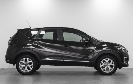 Renault Kaptur I рестайлинг, 2017 год, 1 680 000 рублей, 5 фотография