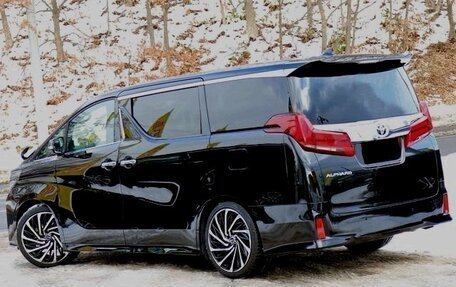 Toyota Alphard III, 2021 год, 3 812 000 рублей, 2 фотография