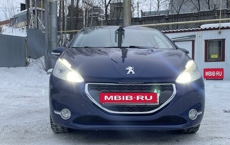 Peugeot 208 II, 2013 год, 1 000 000 рублей, 3 фотография