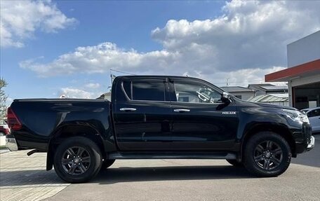 Toyota Hilux VIII, 2020 год, 3 750 000 рублей, 5 фотография