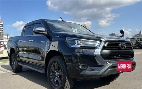 Toyota Hilux VIII, 2020 год, 3 750 000 рублей, 2 фотография