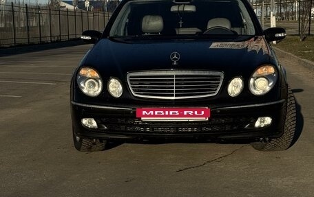 Mercedes-Benz E-Класс, 2005 год, 1 200 000 рублей, 2 фотография