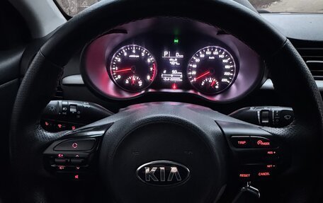 KIA Rio IV, 2018 год, 1 300 000 рублей, 15 фотография