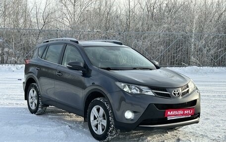 Toyota RAV4, 2013 год, 1 959 000 рублей, 2 фотография