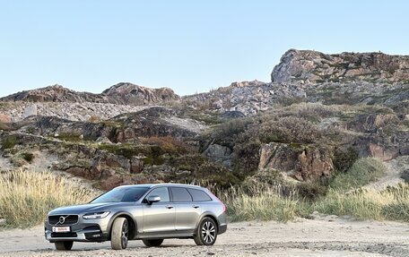 Volvo V90 Cross Country I рестайлинг, 2019 год, 2 190 000 рублей, 6 фотография