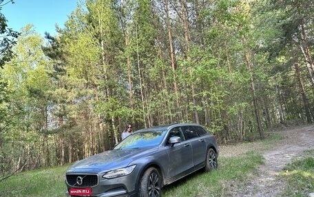 Volvo V90 Cross Country I рестайлинг, 2019 год, 2 190 000 рублей, 1 фотография