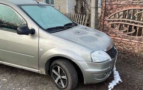 Renault Logan I, 2014 год, 380 000 рублей, 5 фотография