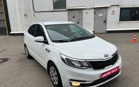 KIA Rio III рестайлинг, 2016 год, 1 090 000 рублей, 3 фотография