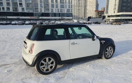 MINI Hatch, 2005 год, 450 000 рублей, 19 фотография