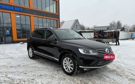 Volkswagen Touareg III, 2015 год, 3 085 000 рублей, 3 фотография