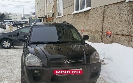 Hyundai Tucson III, 2006 год, 880 000 рублей, 2 фотография