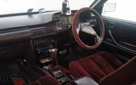 Toyota Camry, 1988 год, 130 000 рублей, 2 фотография