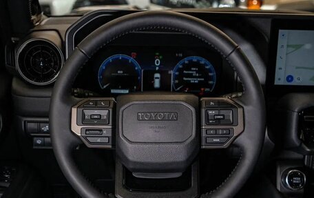 Toyota Land Cruiser Prado, 2024 год, 11 450 000 рублей, 17 фотография