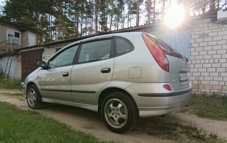 Nissan Almera Tino i, 2001 год, 550 000 рублей, 2 фотография