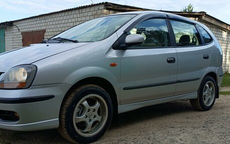 Nissan Almera Tino i, 2001 год, 550 000 рублей, 4 фотография