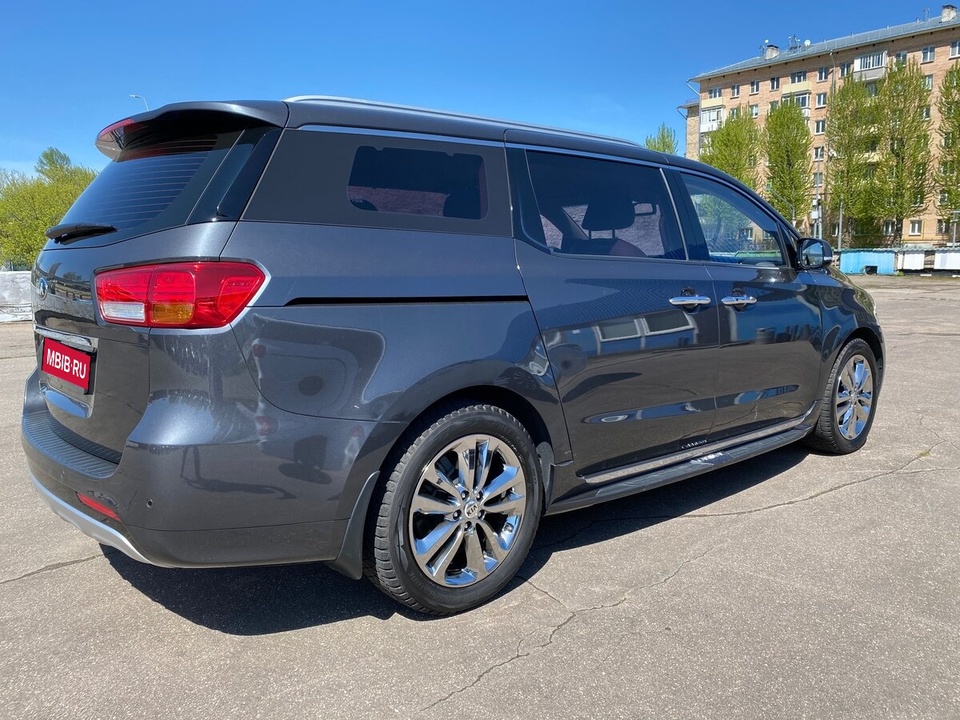 KIA Carnival III, 2018 год, 750 000 рублей, 7 фотография